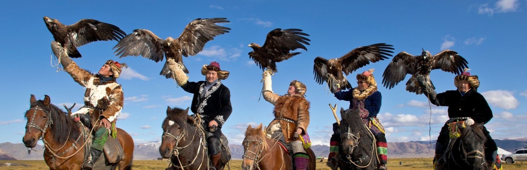 Explore new horizons with Intrepid Travel 1